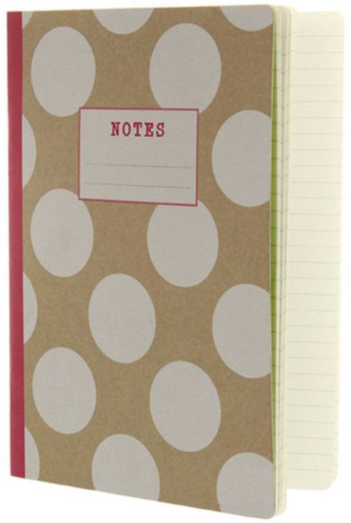 Setti: 2 kpl A4 muistivihkoja Go Stationery - Pink