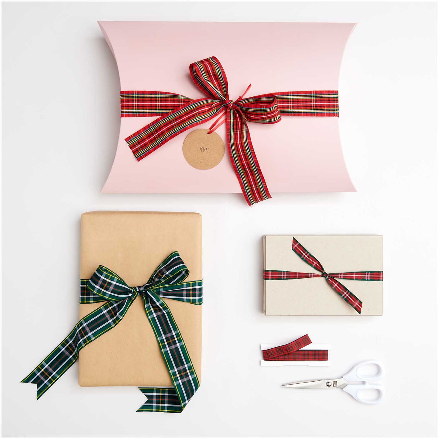 Gift ribbon Rico Design - Red & Green