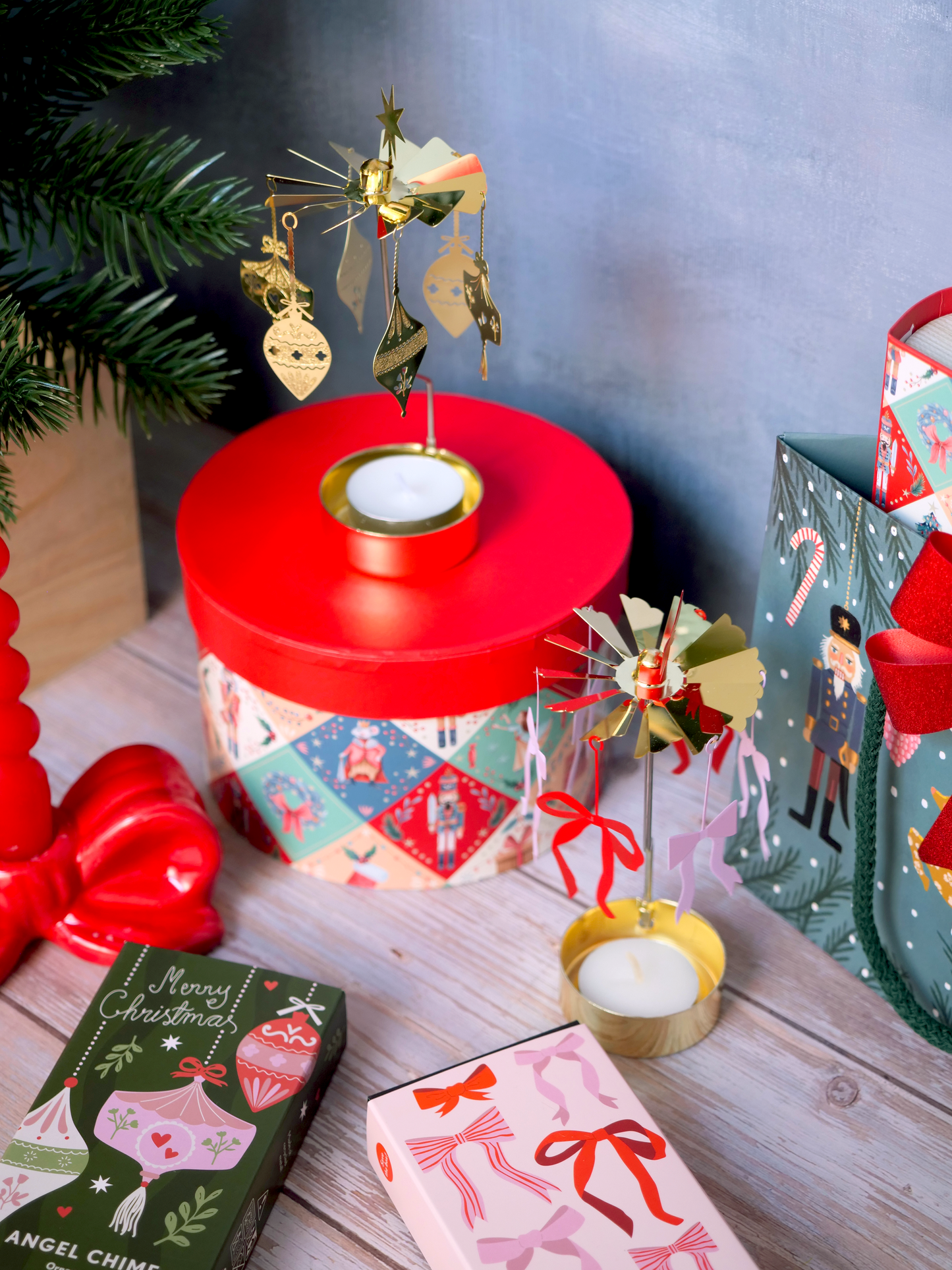 Angel clock Pluto Design - Ornaments