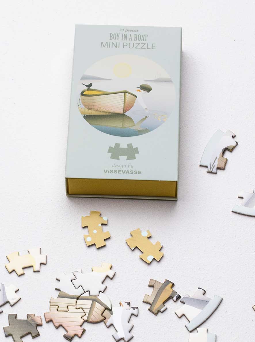 Vissevasse minipalapeli - Boy in a Boat