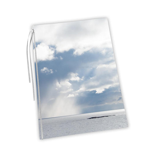 Adressi A4 Johanna Aalto - Valo pilvissä